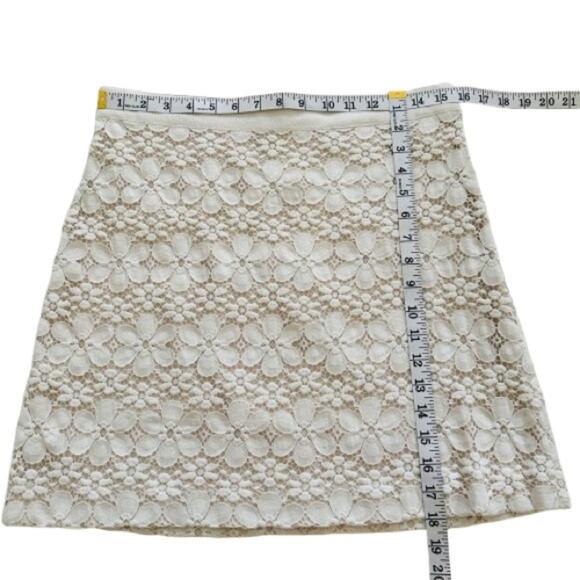 Loft Mini Skirt Cream Floral Lace Crochet Exposed Zipper Lined Petite 10P NEW - Picture 11 of 12